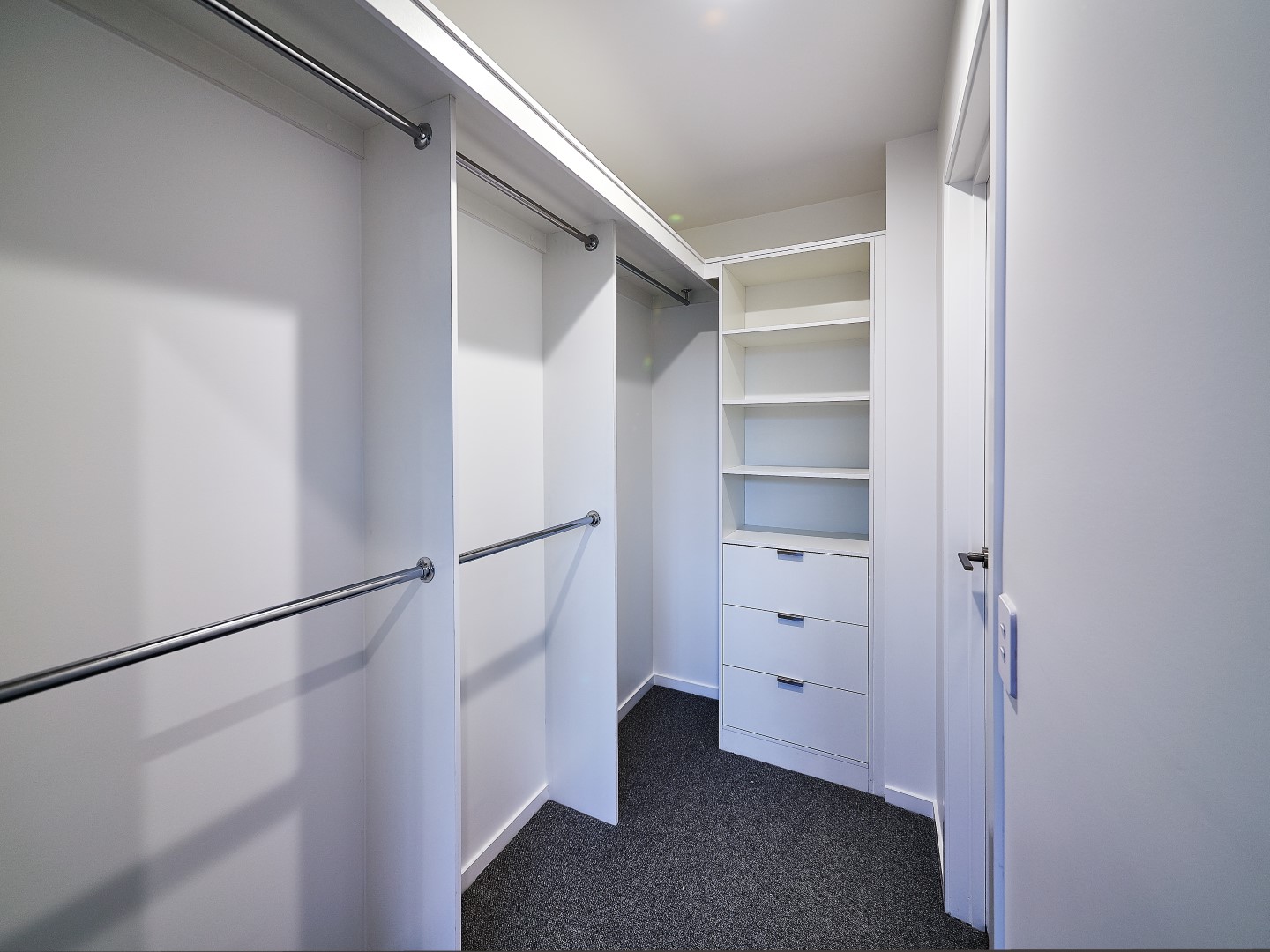 DOUBLE HANGING RAIL